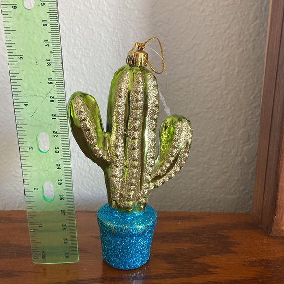 Glitter saguaro Christmas ornament NWOT - Picture 3 of 4